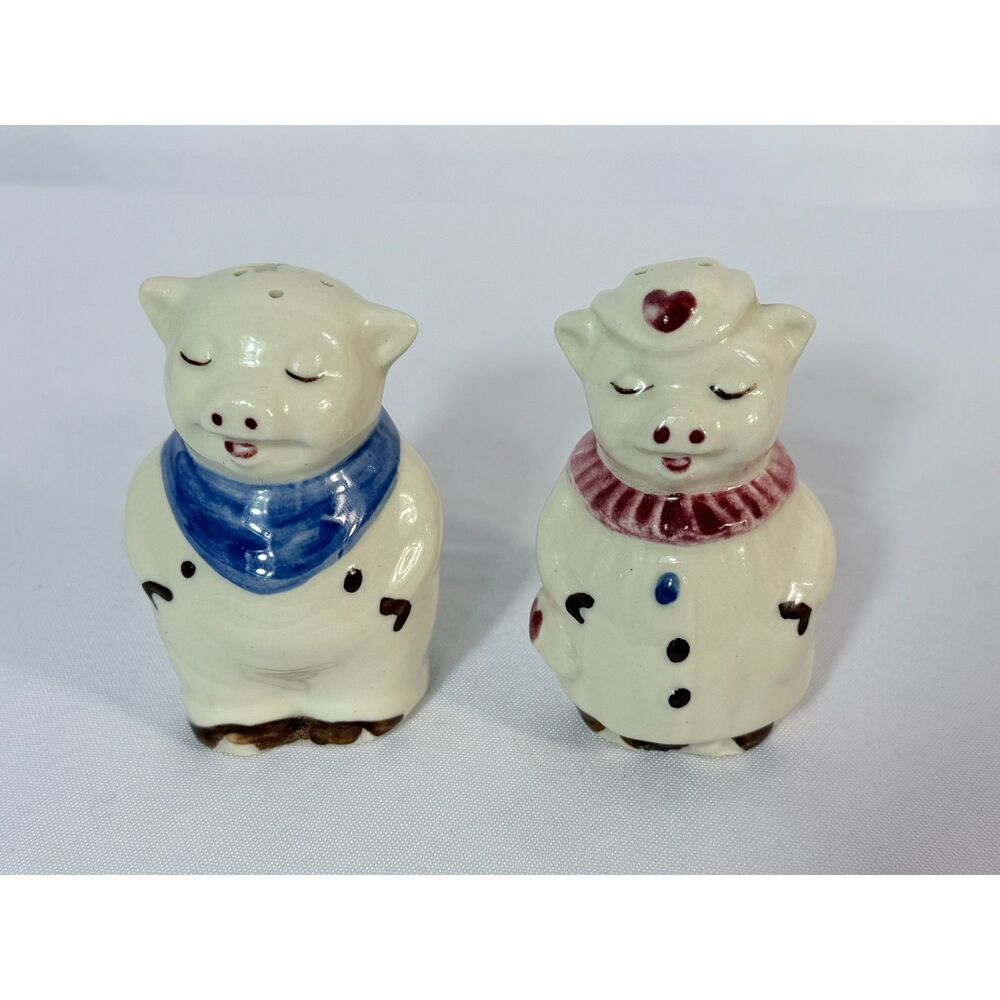 VTG Shawnee Pottery Smiley & Winnie Salt & Pepper Shaker Set 3" Pigs Farm 3"